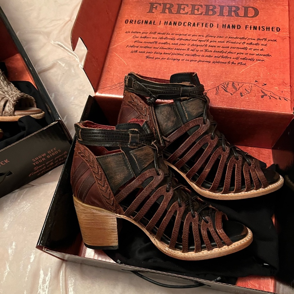 FREEBIRD WAZEE LEATHER BOOTIES 8
